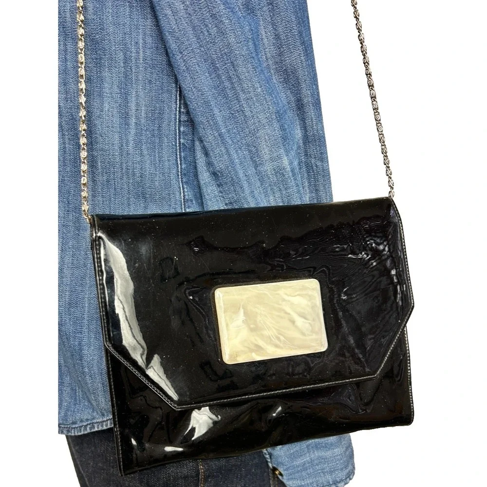 60s Patent Envelope Clutch Shoulder Purse Bag Marble Lucite Detail Chain Black